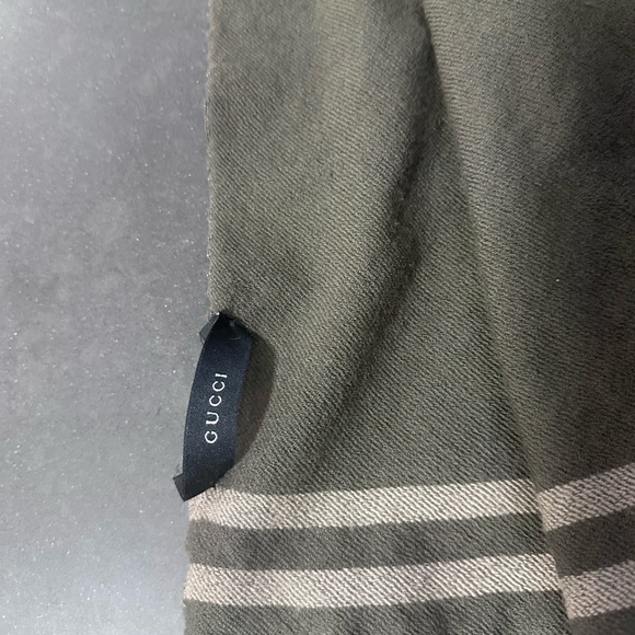Gucci Cashmere GG Monogram Scarf Authentic - Picture 2 of 5
